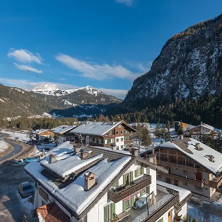 Ladina Appartamento Campitello di Fassa