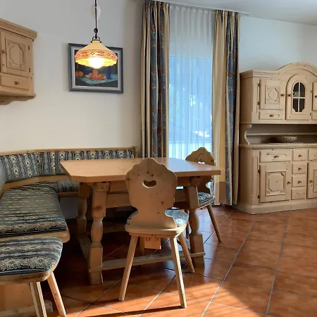 Ladina Appartamento Campitello di Fassa